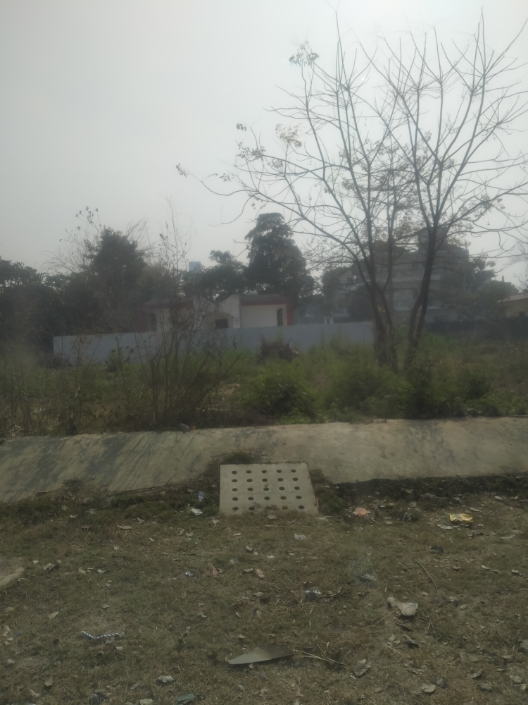 Plot For Sale in Ansal Golf Links 1