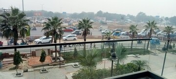  Shop – Exterior View View at Gaur City Center, Sector 4, Greater Noida - for Rent
