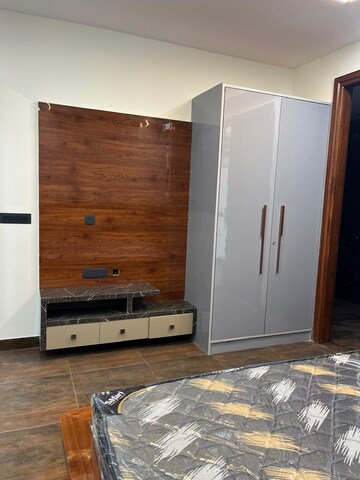Room in 1 BHK Builder Floor at Ansal Sushant Lok I, Sector 43 – for Rent