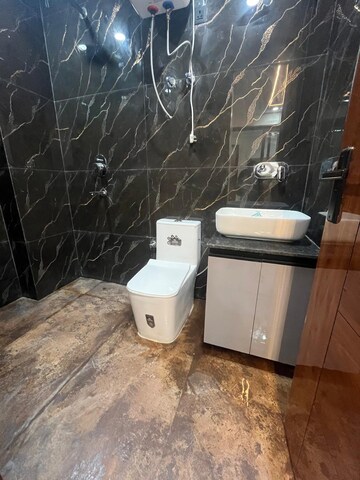 Bathroom in 1 BHK Builder Floor at Ansal Sushant Lok I, Sector 43 – for Rent