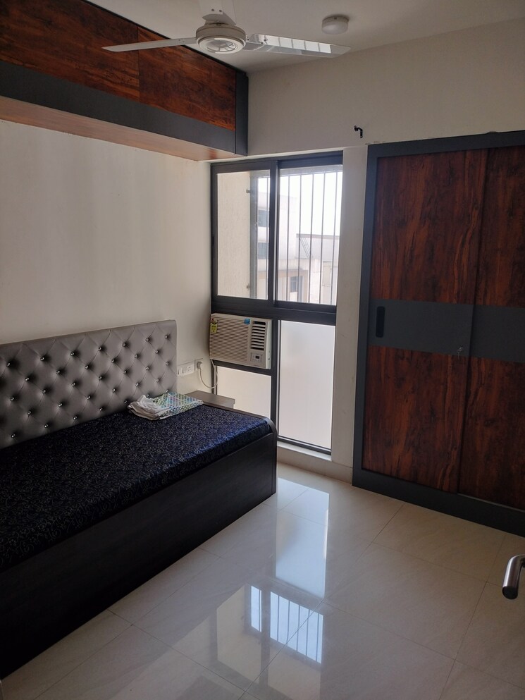 Bedroom, lodha-crown-quality-homes 1 Bedroom 354 Sq.Ft. Apartment In Majiwada Thane 8143950