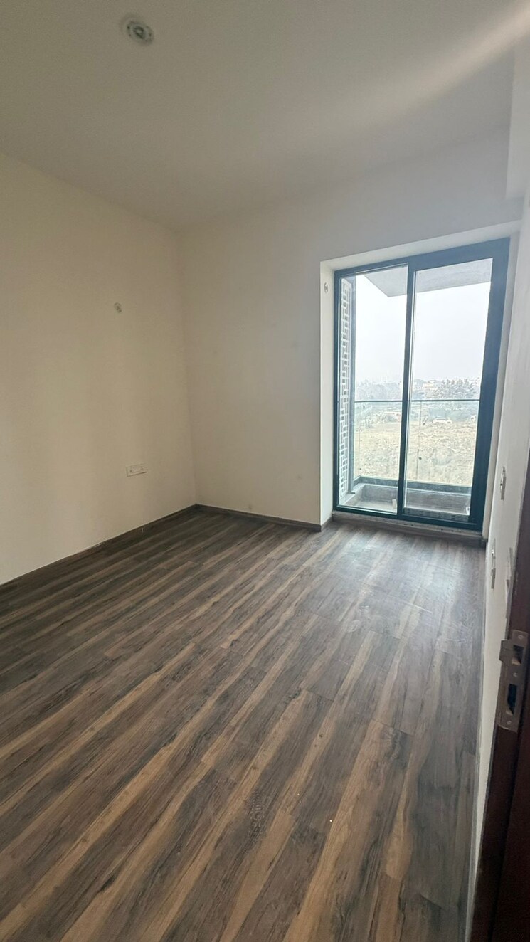 Room, apex-the-rio 3.5 Bedroom 2460 Sq.Ft. Apartment In Ahinsa Khand ii Ghaziabad 8143937