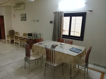 Living Room in 3 BHK Apartment at Paldi – for Rent