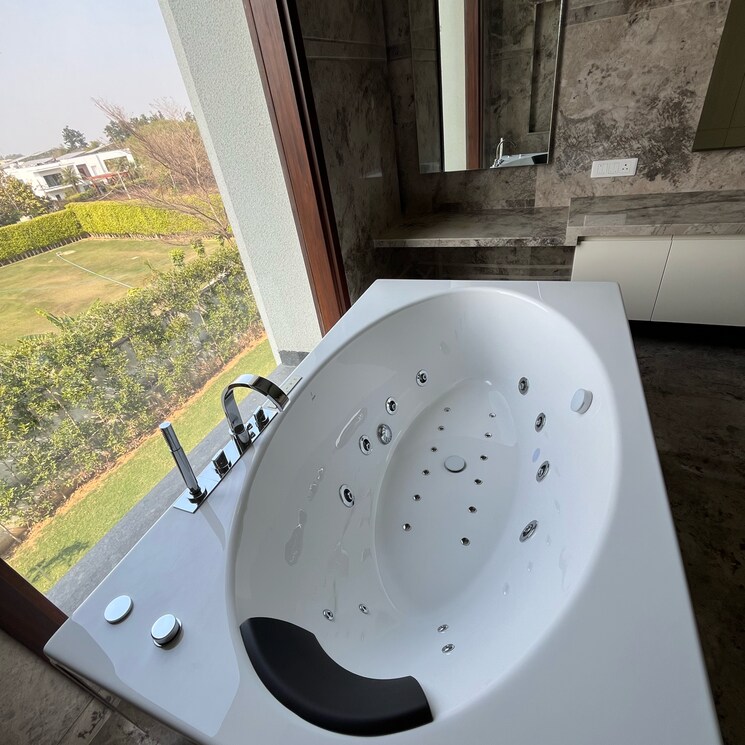 Kitchen, dera mandi 6 Bedroom 1 Acre Villa In Dera Mandi Delhi 8144129