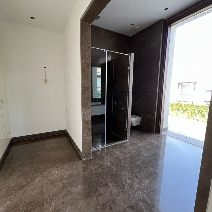 Room, dera mandi 6 Bedroom 1 Acre Villa In Dera Mandi Delhi 8144129