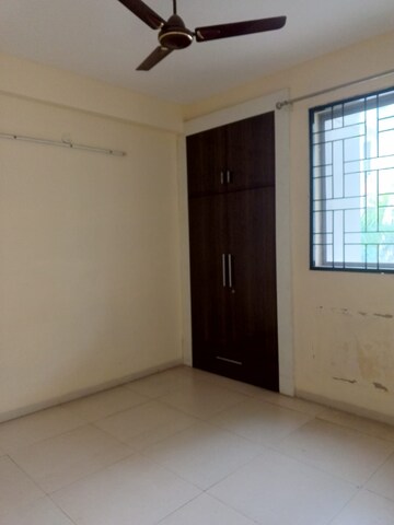 Room in 2 BHK Builder Floor at Vatika INXT Emilia floors, Sector 82 – for Rent
