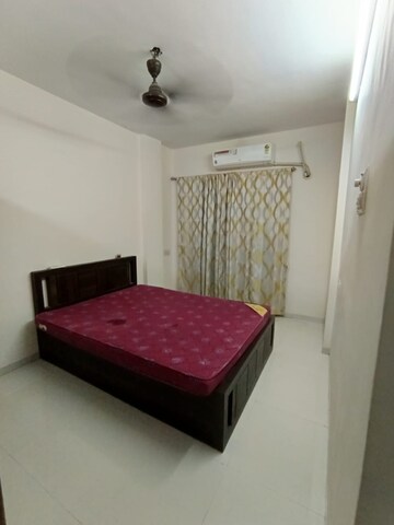 Bedroom in 2 BHK Apartment at West View CHS Kandivali, Kandivali West – for Sale