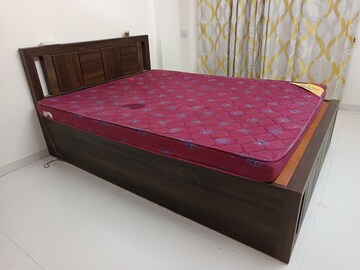 Bedroom in 2 BHK Apartment at West View CHS Kandivali, Kandivali West – for Sale