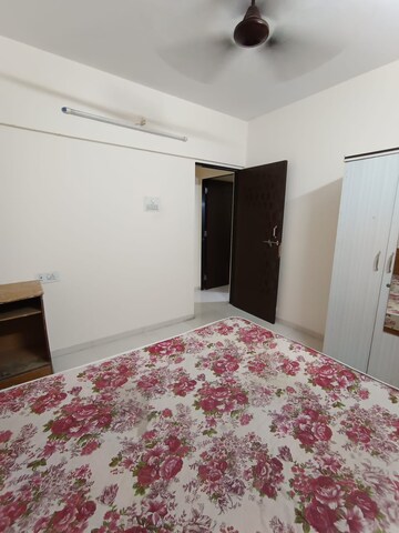 Bedroom in 2 BHK Apartment at West View CHS Kandivali, Kandivali West – for Sale