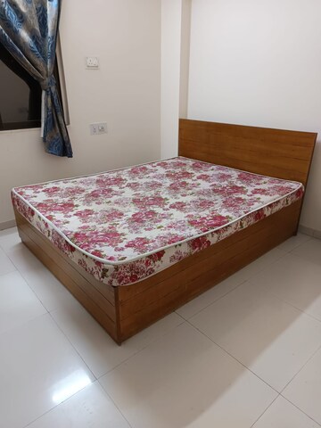 Bedroom in 2 BHK Apartment at West View CHS Kandivali, Kandivali West – for Sale