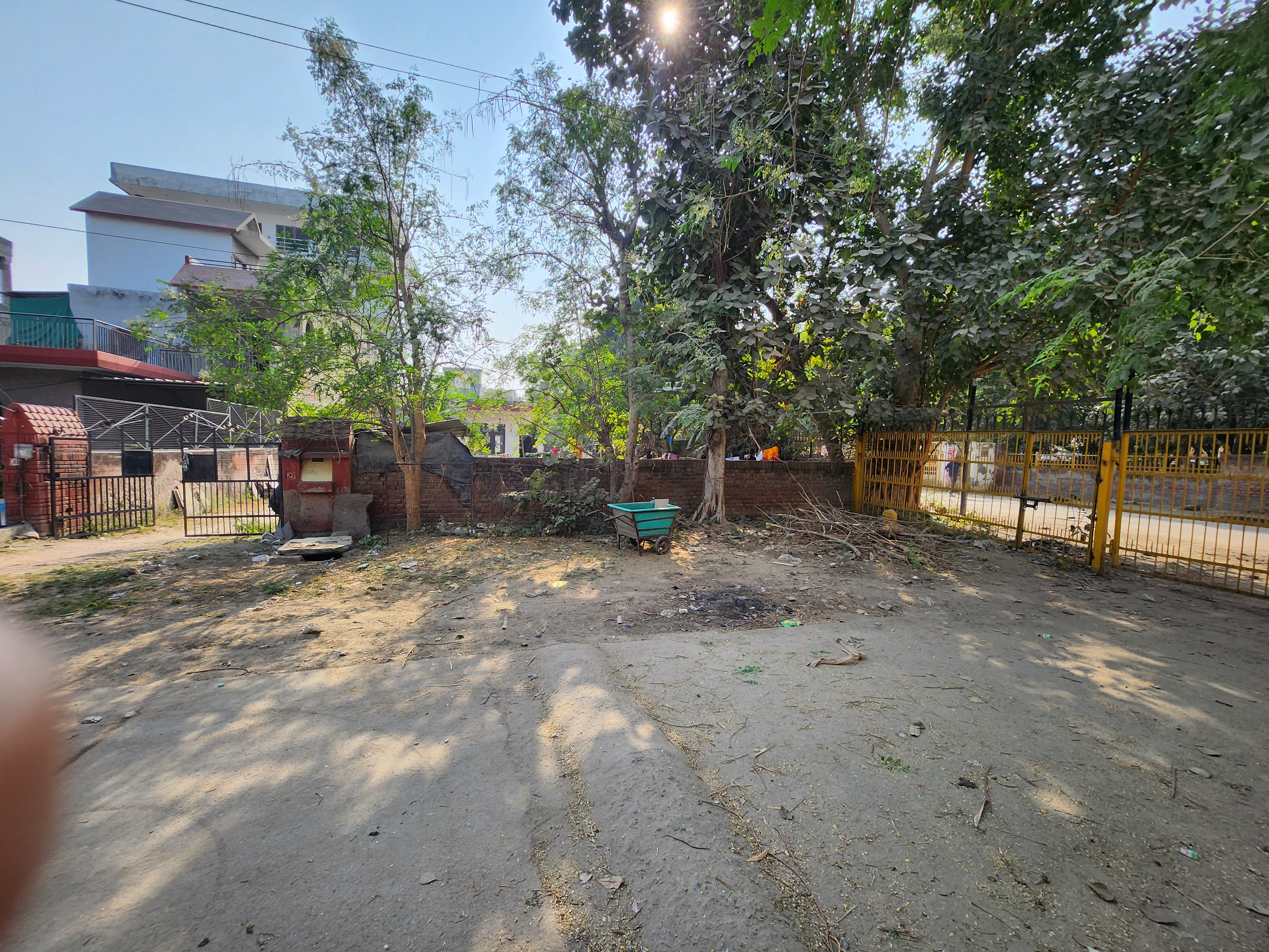 Plot For Sale in Sector 11