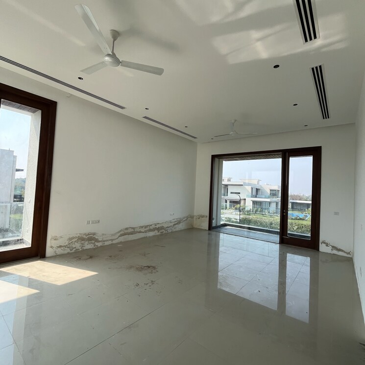 Room, risland-sky-mansion 6 Bedroom 1 Acre Villa In Chattarpur Delhi 8144223