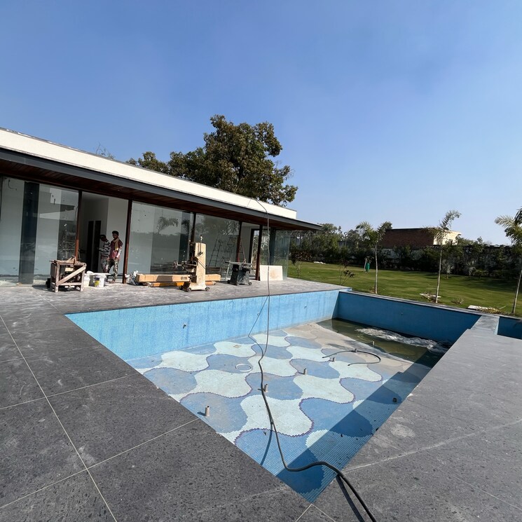 Swimming Pool, risland-sky-mansion 6 Bedroom 1 Acre Villa In Chattarpur Delhi 8144223