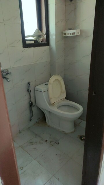 Bathroom in 1 BHK Apartment at New Ashok Nagar – for Rent
