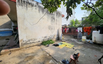 Plot For Sale in Sector 11