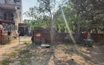 Plot For Sale in Sector 11