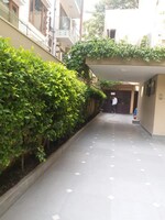 6 BHK + Pooja Room,Servant Room,Study Room,Extra Room 375 Sq.Yd. Villa in Golf Links