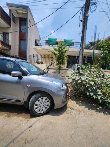  Plot For Sale in Sector 11