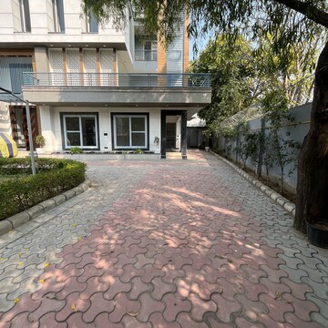 6+ BHK Villa – Exterior View View at Dera Mandi - for Sale