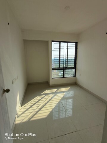 Room in 2 BHK Apartment at PS The 102, Joka – for Sale