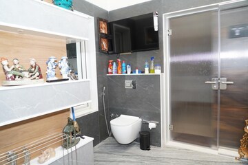 Attached Bathroom in 2 BHK Apartment at Everest Height, Chandivali – for Rent