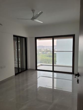 3 BHK Apartment For Rent in Oxy Beaumonde Viman Nagar Pune  8144444