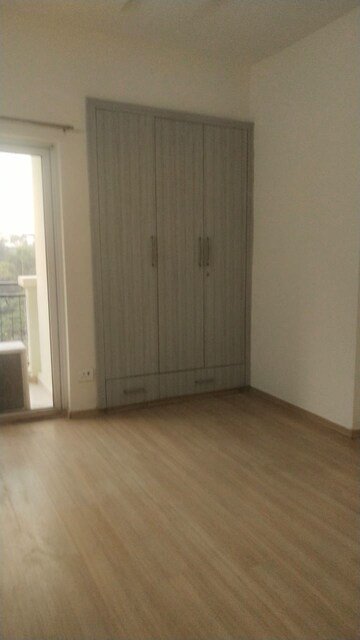 3 BHK Apartment For Rent in Moti Nagar