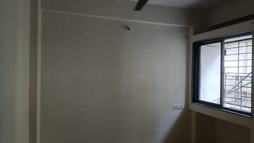 Room in 1 BHK Apartment at Swapnapurti CHS Kharghar, Kharghar – for Sale