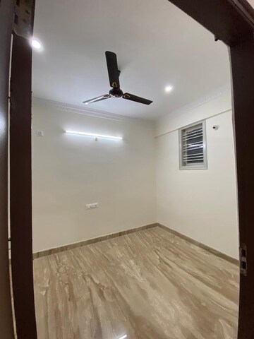 Room in 2 BHK Builder Floor at Hsr Layout – for Rent