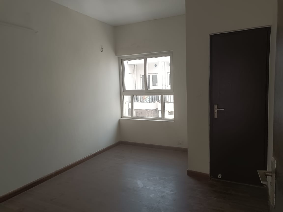 3.5 BHK 2194 Sq.Ft. Apartment in BPTP Princess Park