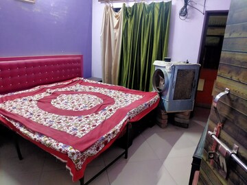 Bedroom in 1.5 BHK Independent House at Aliganj – for Rent