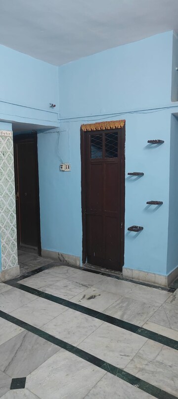 Room in 1.5 BHK Independent House at Vikas Nagar – for Rent