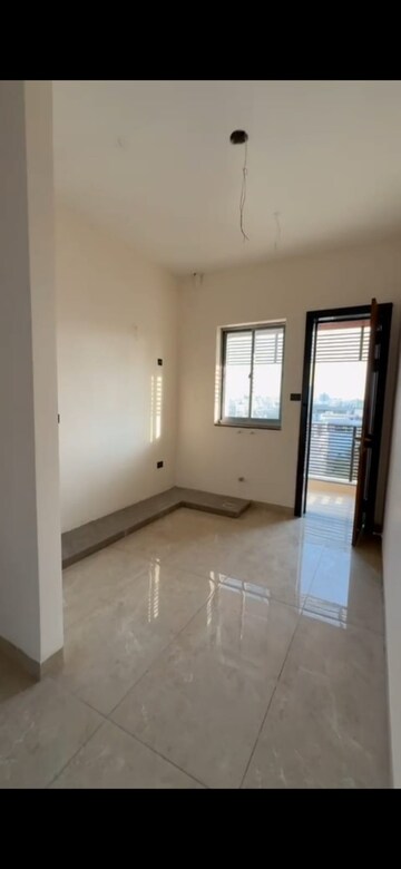 Room in 4 BHK Builder Floor at Manikonda – for Sale