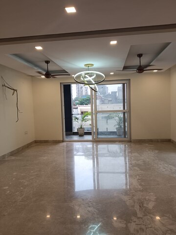 Room in 4 BHK Builder Floor at Ansal Sushant Lok I, Sector 43 – for Sale