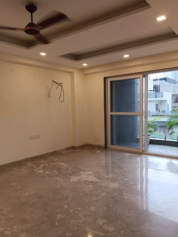 Room in 4 BHK Builder Floor at Ansal Sushant Lok I, Sector 43 – for Sale