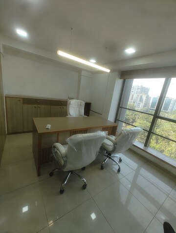  Office Space For Rent in Bodakdev