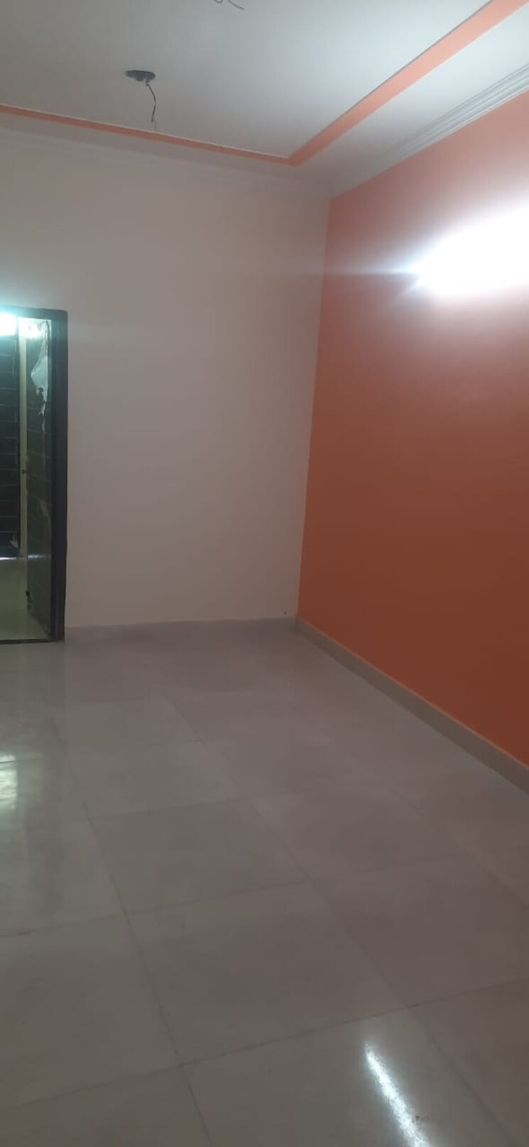 Room, creators-gayatri-vatika 1 Bedroom 680 Sq.Ft. Builder Floor In Sector 123 Noida 8144845