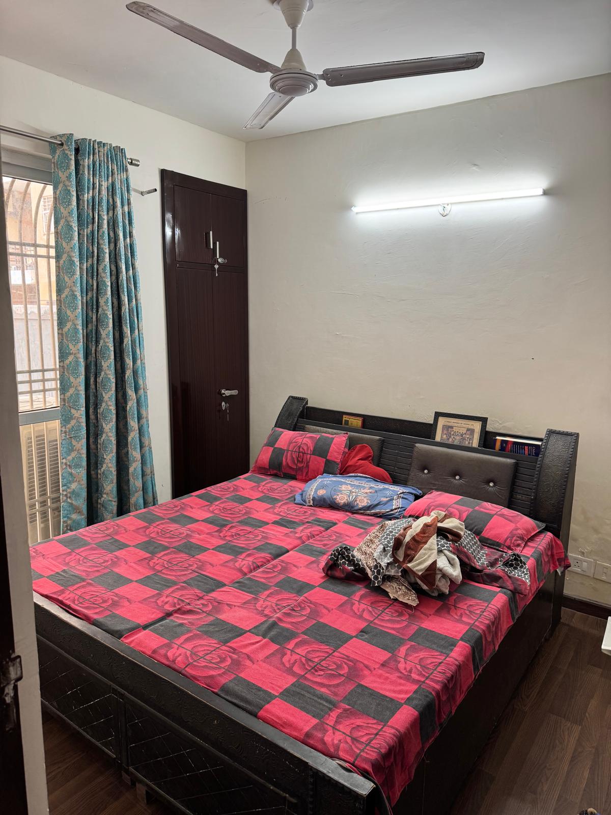 2 BHK + Pooja Room Apartment For Sale in BPTP Discovery Park