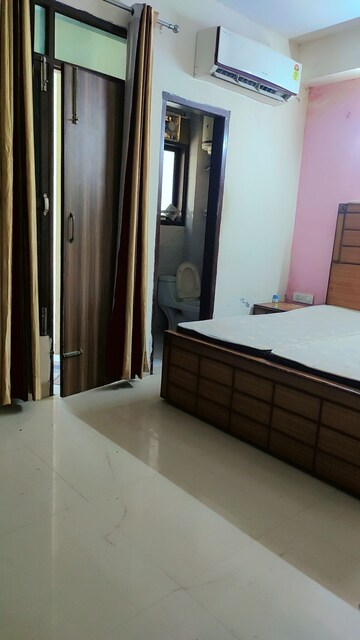 Room in 2 BHK Apartment at New Ashok Nagar – for Rent