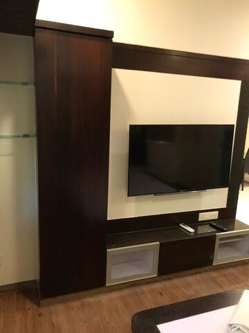 Furnished Amenities in 2 BHK Apartment at Ashish Apartment Juhu, Juhu – for Rent