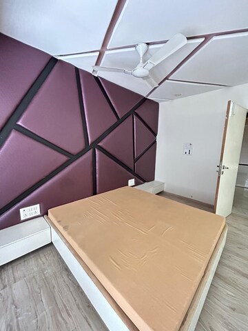 Bedroom in 2 BHK Apartment at Kalpataru Paramount, Kapur Bawdi – for Rent