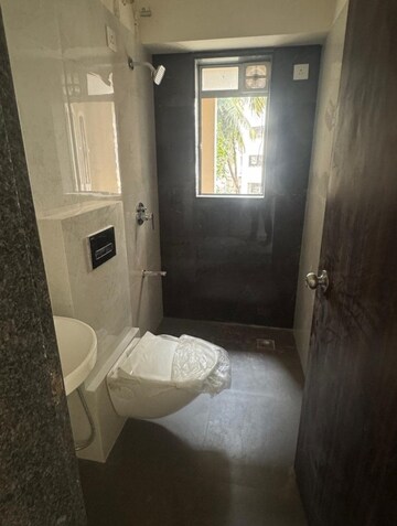 Bathroom in 1 BHK Apartment at Krishna Galaxy Santacruz, Santacruz East – for Rent
