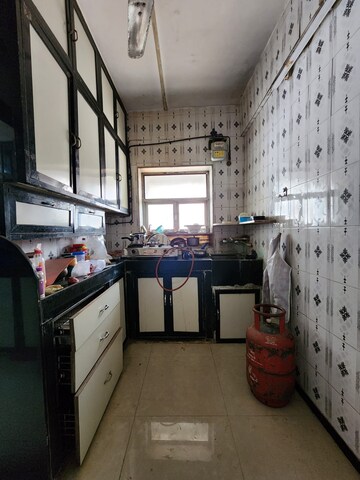 Kitchen in 1 BHK Apartment at Kandivali East – for Rent