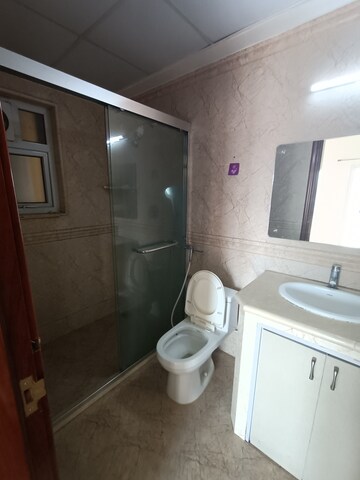 Bathroom in 2 BHK Apartment at Regency La Majad, Hbr Layout – for Rent