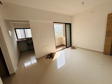 Room in 1 BHK Apartment at Wadhwa Wise City, Old Panvel – for Rent