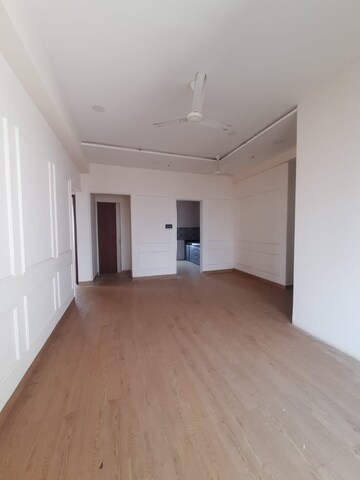 Room in 2 BHK Apartment at Dadar West – for Rent
