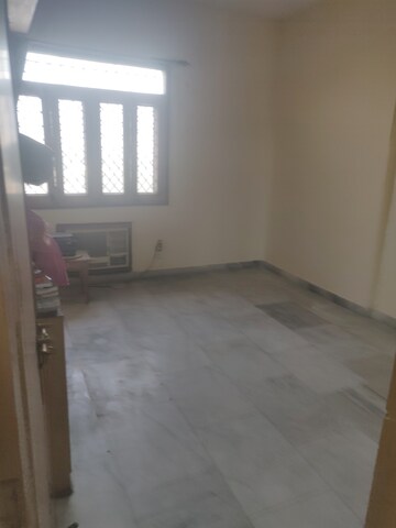 Room in 2 BHK Apartment at Windsor and Nova Society, Ahinsa Khand ii – for Sale