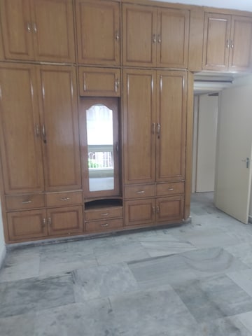 Furnished Amenities in 2 BHK Apartment at Windsor and Nova Society, Ahinsa Khand ii – for Sale