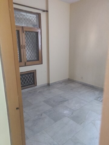 Furnished Amenities in 2 BHK Apartment at Windsor and Nova Society, Ahinsa Khand ii – for Sale