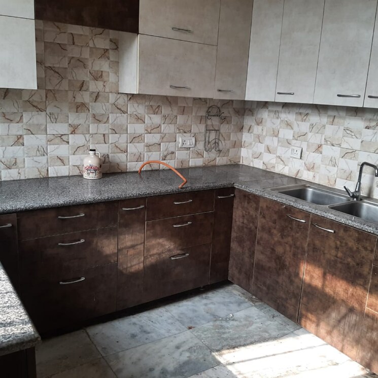 Kitchen, sector 57 3 Bedroom 300 Sq.Yd. Builder Floor In Sector 57 Gurgaon 8145175